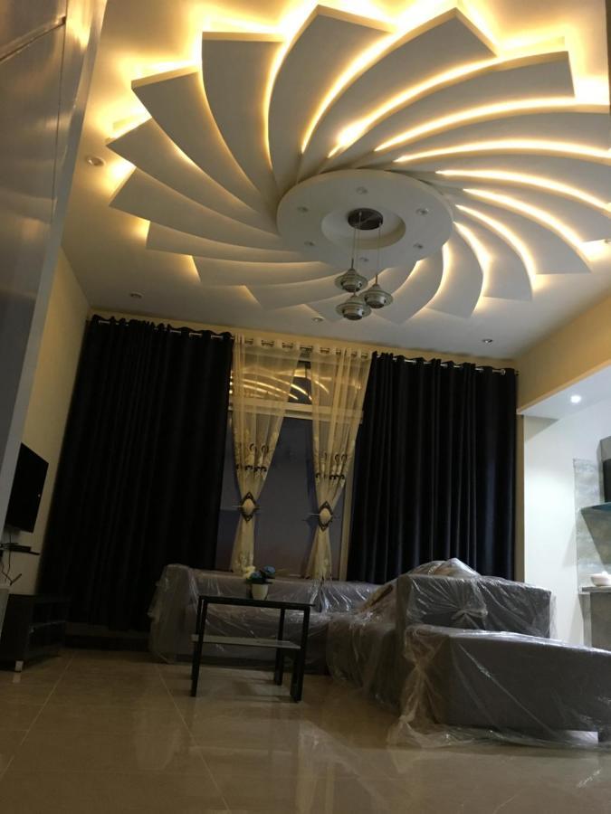 מורי Aloche Apartments מראה חיצוני תמונה