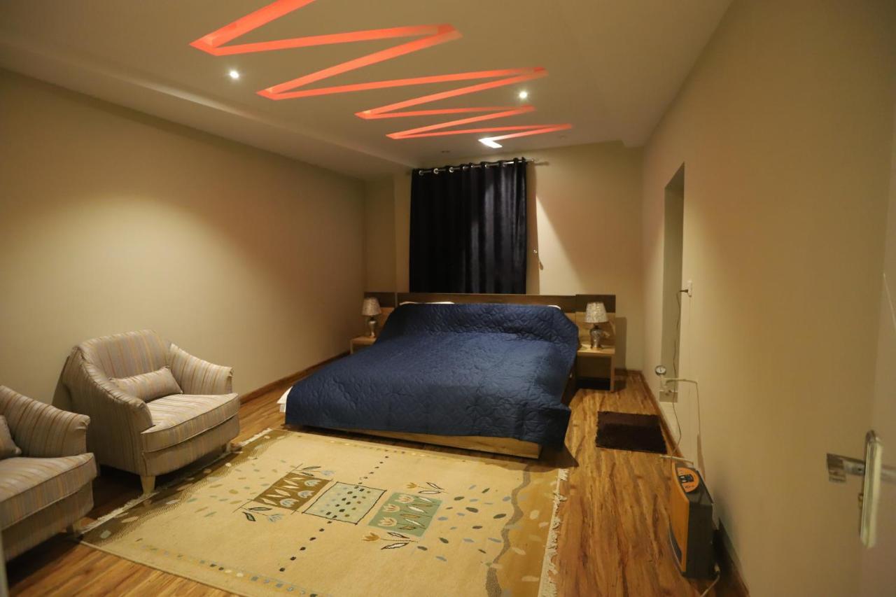 מורי Aloche Apartments מראה חיצוני תמונה